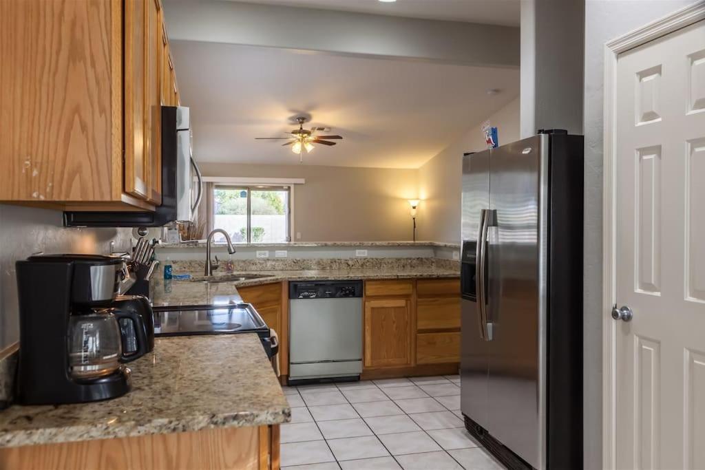 Cozy House Near Stadium With Pool Heater, Bbq Avondale Εξωτερικό φωτογραφία