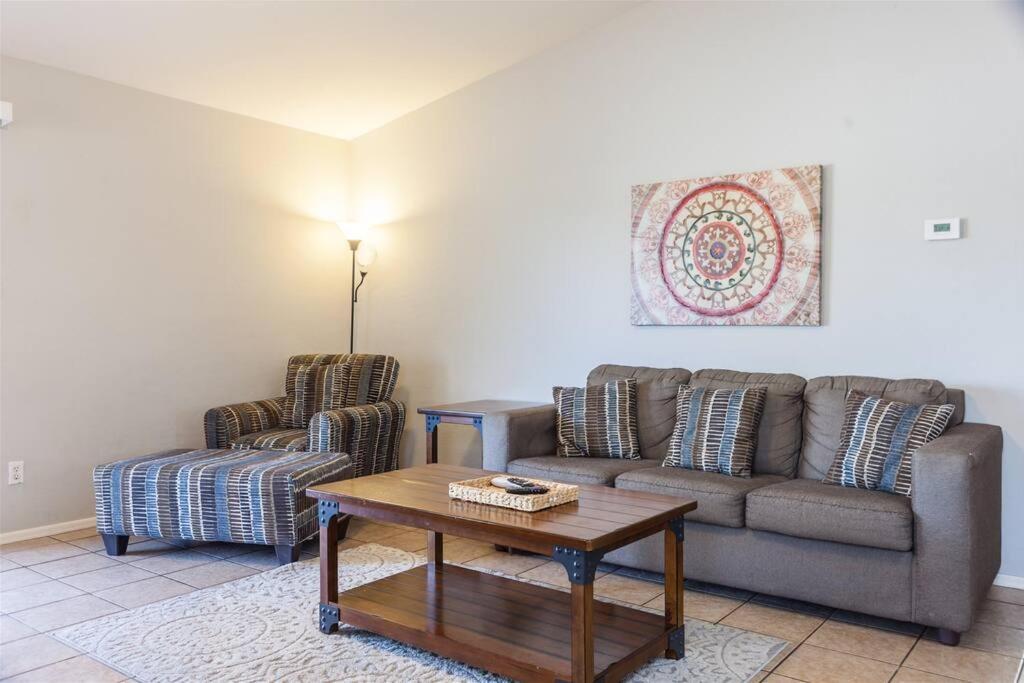 Cozy House Near Stadium With Pool Heater, Bbq Avondale Εξωτερικό φωτογραφία